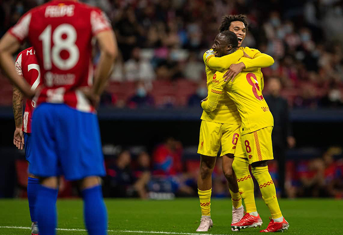 Soi kèo phạt góc hiệp 1 Liverpool vs Atletico Madrid